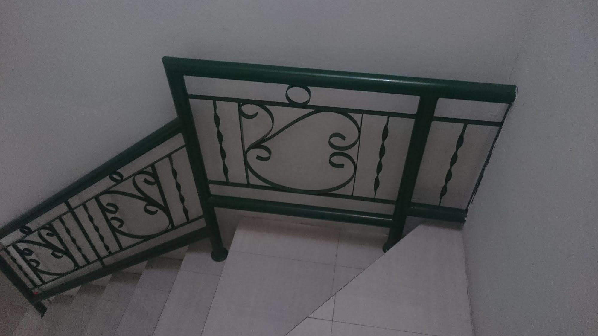 Capsule Homestay Surabaya Ngoại thất bức ảnh